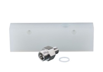 E40460 Process adapter for small volumetric flow quantities ADAPTBLOCK D10 G1/4 PP