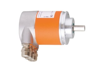 RM7012 - efector400-RMK0025-C24/E