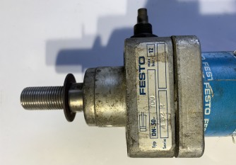 482 R Typ DN-50-700-InStock Zylinder 482 R Typ DN-50-700 FESTO